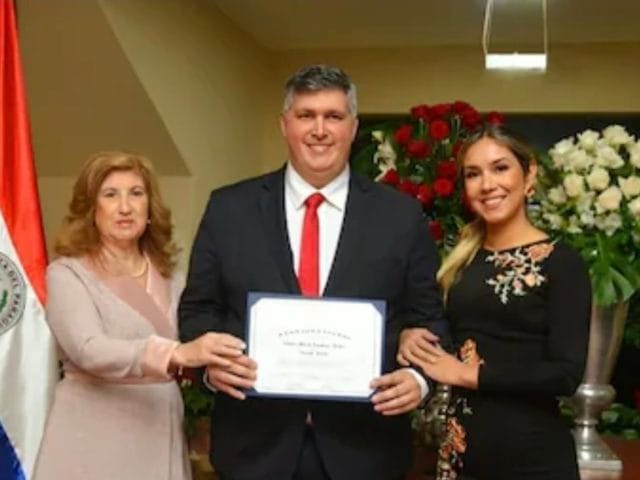 Esposa y madre del diputado Esteban Samaniego con arresto domiciliario por chicaneras Esposa y madre del diputado Esteban Samaniego con arresto domiciliario por chicaneras