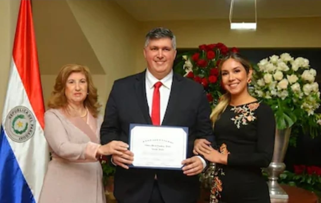 Esposa y madre del diputado Esteban Samaniego con arresto domiciliario por chicaneras