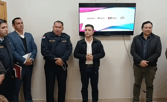 Intendente Denis Cohene presenta plan para mejorar el orden y la seguridad vial en la ciudad Intendente Denis Cohene presenta plan para mejorar el orden y la seguridad vial en la ciudad