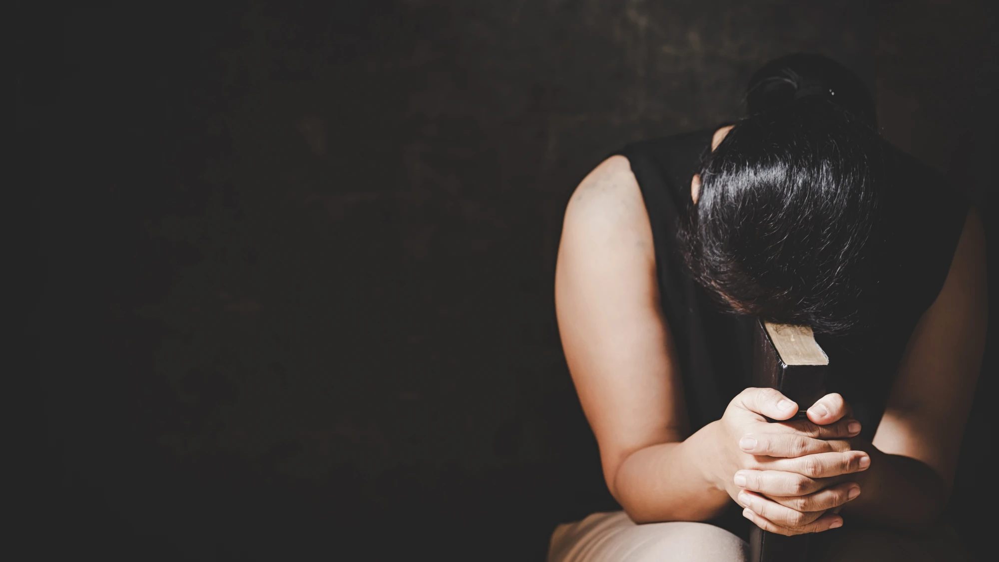 Mujer revela abuso, amenazas y hostigamientos tras intentar matar a su ex pareja en el juzgado