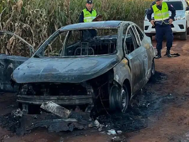 Acribillan al hijo del abatido narco “Valdirzão” en Brasil y un auto es hallado incinerado en Amambay Acribillan al hijo del abatido narco “Valdirzão” en Brasil y un auto es hallado incinerado en Amambay