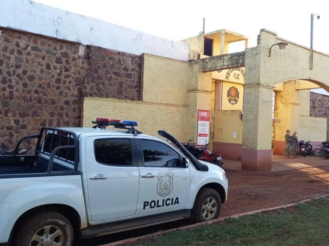 Padrastro va a prisión por maltrato a niña autista y la víctima es trasladada a hogar sustituto Padrastro va a prisión por maltrato a niña autista y la víctima es trasladada a hogar sustituto