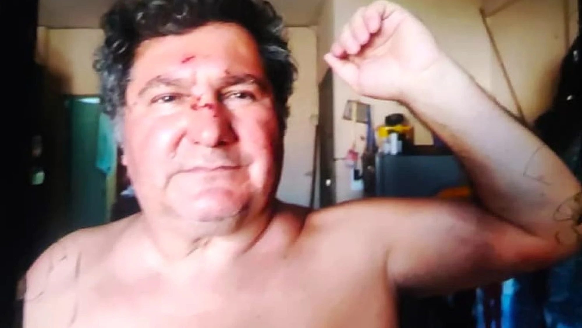 Policía abre una investigación por agresión de uniformados a periodista tras incendio en Asunción