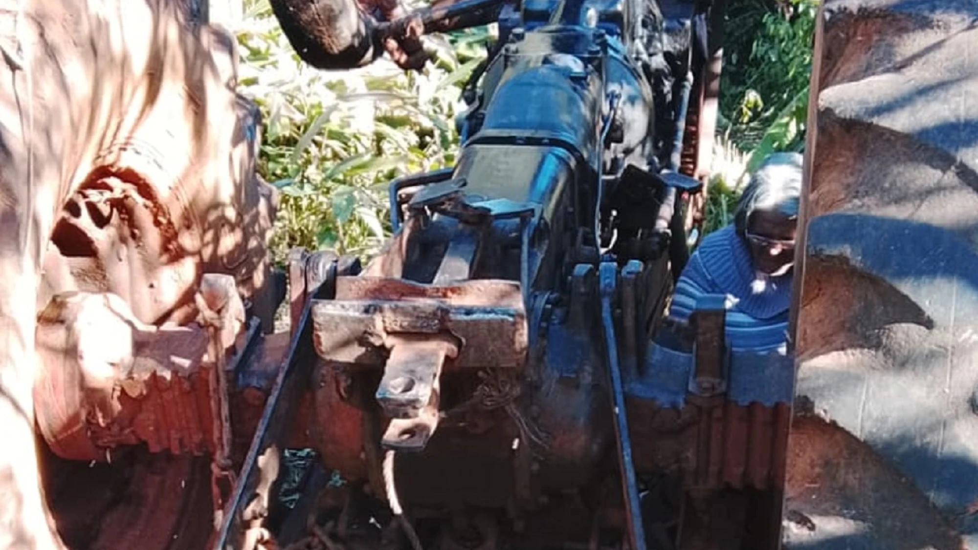 Un hombre muere tras vuelco de un tractor en Ybyrarobana Un hombre muere tras vuelco de un tractor en Ybyrarobana