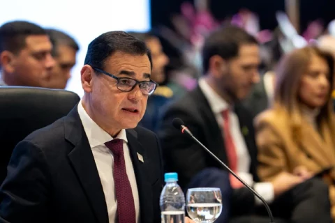 Paraguay accede a negociar con China en Mercosur pero sin romper con Taiwán
