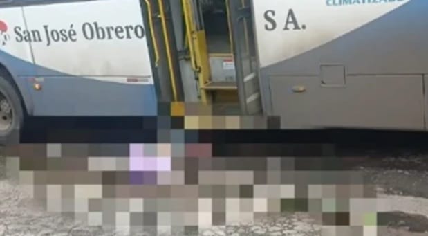 Joven aspirante a policía fallece tras ser arrollada por un colectivo en San Lorenzo Joven aspirante a policía fallece tras ser arrollada por un colectivo en San Lorenzo