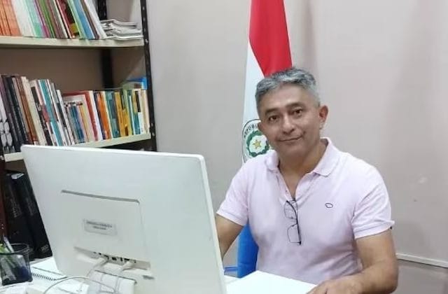Imputan al “poeta letrado” que enamoraba con versos en guaraní para estafar Imputan al “poeta letrado” que enamoraba con versos en guaraní para estafar
