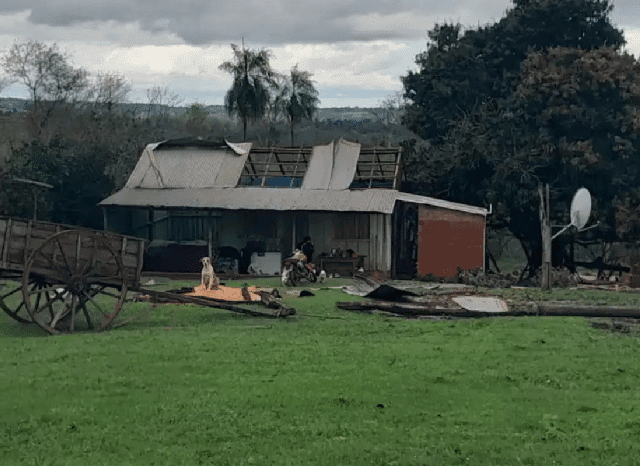 Temporal en Curuguaty deja unas 50 viviendas afectadas Temporal en Curuguaty deja unas 50 viviendas afectadas