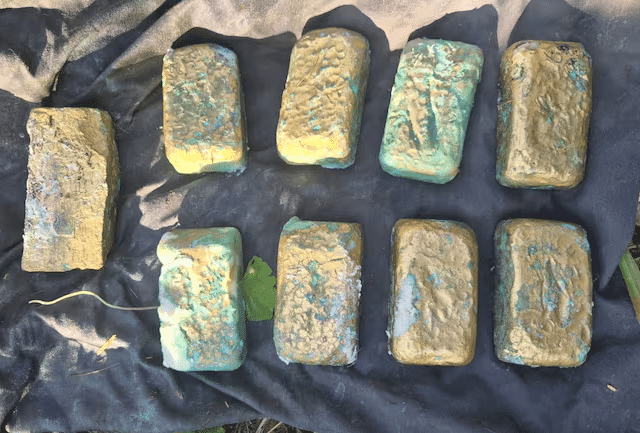 Crimen de compradores de oro: hallan señuelo usado para el engaño Crimen de compradores de oro: hallan señuelo usado para el engaño