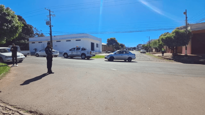 Grupo armado asalta una transportadora con mercaderías varias en Pedro Juan Grupo armado asalta una transportadora con mercaderías varias en Pedro Juan
