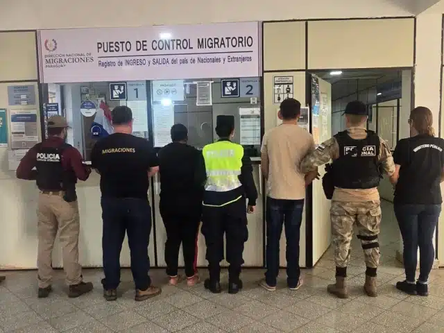 Rescatan en Pedro Juan a beba que habría sido robada en Brasil: Expulsan a pareja que la tenía Rescatan en Pedro Juan a beba que habría sido robada en Brasil: Expulsan a pareja que la tenía
