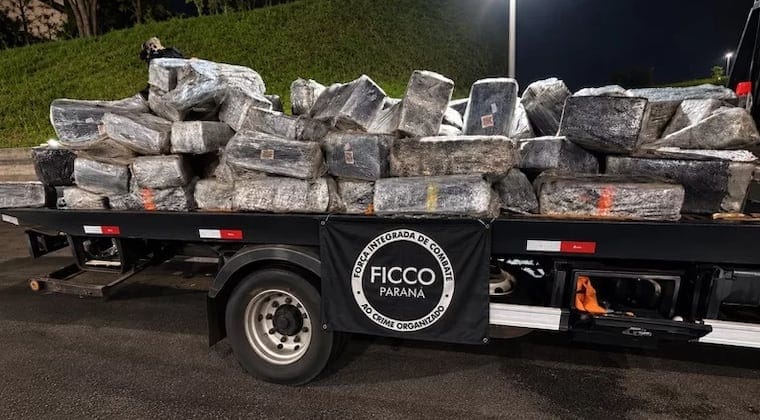 Cuatro paraguayos detenidos y más de 3 toneladas de marihuana incautadas en Brasil Cuatro paraguayos detenidos y más de 3 toneladas de marihuana incautadas en Brasil