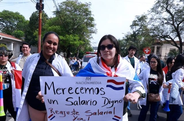 Anestesiólogos anuncian protesta para este lunes frente al Ministerio de Salud Anestesiólogos anuncian protesta para este lunes frente al Ministerio de Salud