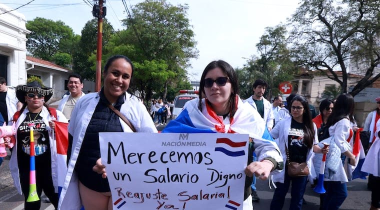 Anestesiólogos anuncian protesta para este lunes frente al Ministerio de Salud
