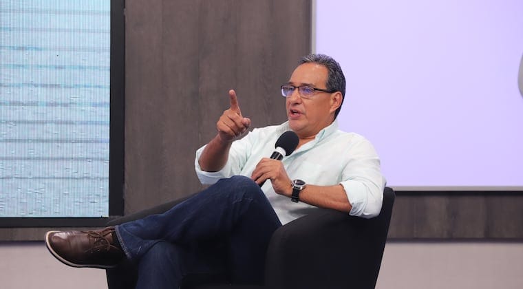 Hugo Javier saldrá de alta pronto y se irá a su casa para la rehabilitación Hugo Javier saldrá de alta pronto y se irá a su casa para la rehabilitación