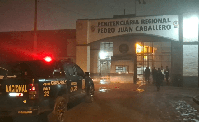 Sangrienta riña con cuchillo deja un muerto y un herido en la cárcel de Pedro Juan Caballero Sangrienta riña con cuchillo deja un muerto y un herido en la cárcel de Pedro Juan Caballero