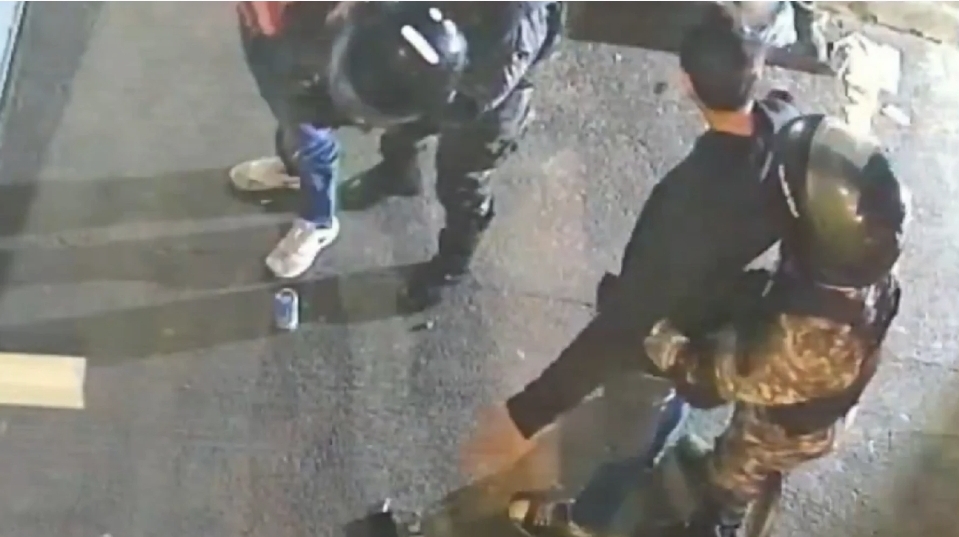 Abren sumario y apartan a agente del Grupo Lince por supuesto hurto durante control