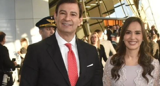 Iris Magnolia Mendoza podría ser la nueva apoderada del nuevo movimiento y de la ANR Iris Magnolia Mendoza podría ser la nueva apoderada del nuevo movimiento y de la ANR