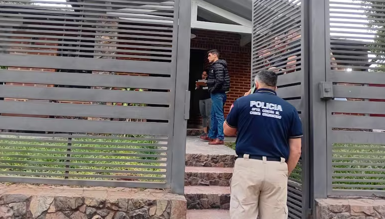 Exdirector de Inteligencia Penitenciaria es buscado por liberación de reos