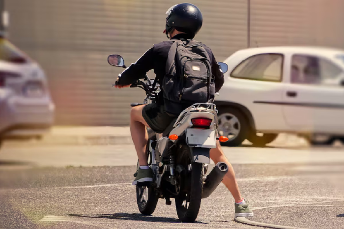 Pediatra pide poner límites a menores sobre uso de motos