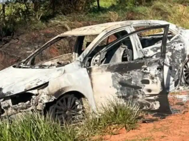Hallan muerto a paraguayo dentro de su vehículo completamente incendiado en Brasil