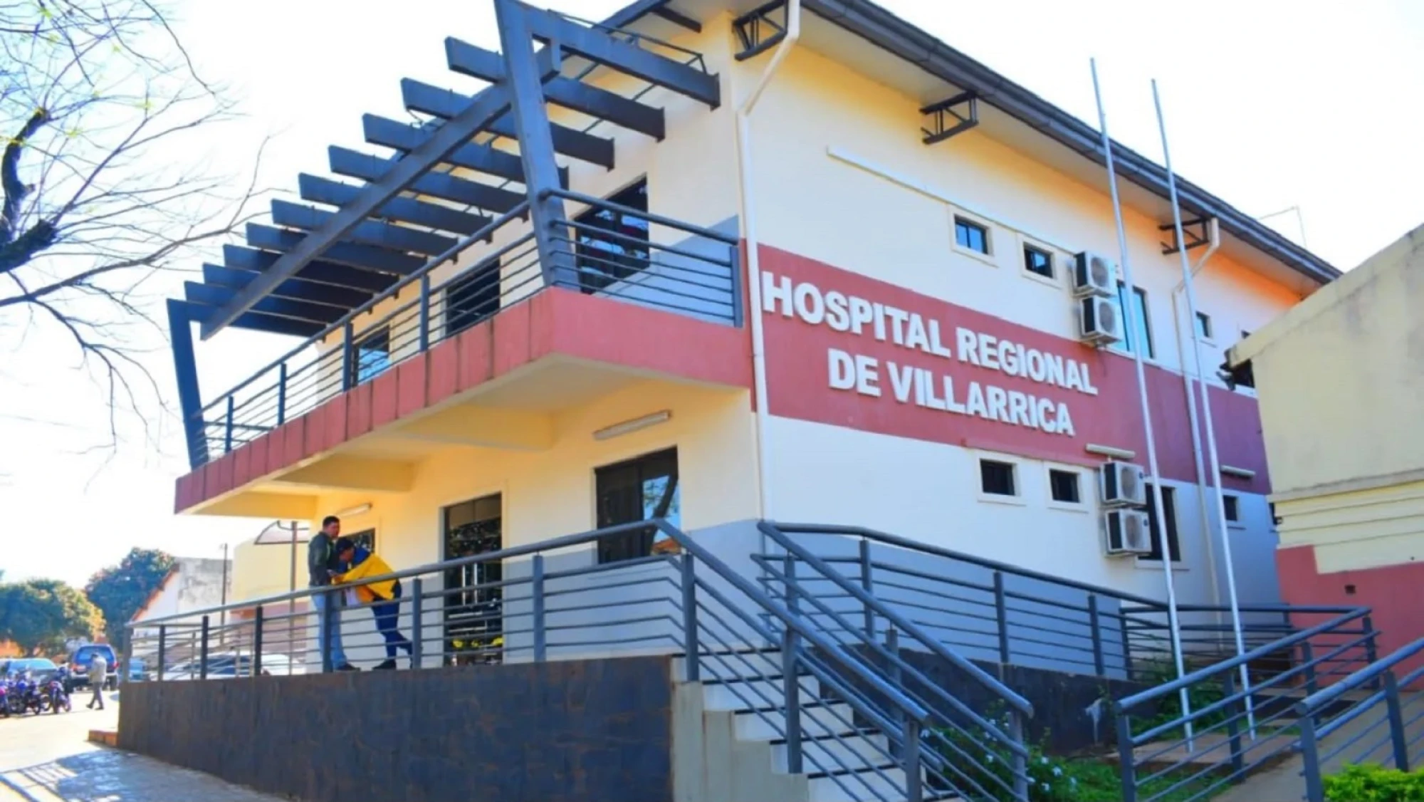 Recién nacido muere mientras esperaba una cama de terapia intensiva en Villarrica