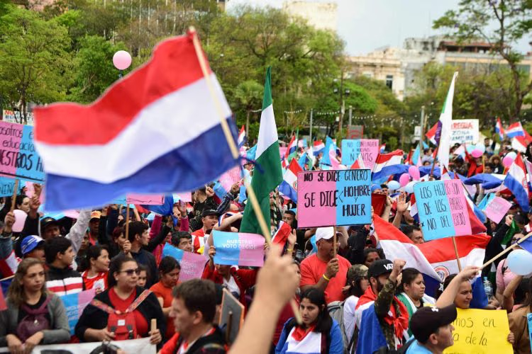Convocan a marcha contra la “ideología de género” en Asunción Convocan a marcha contra la “ideología de género” en Asunción